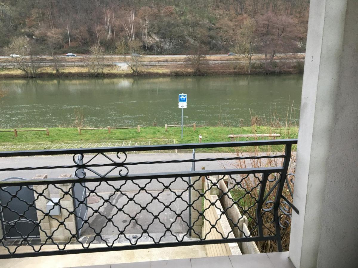 La Rose Sur Meuse Villa Haybes Dış mekan fotoğraf